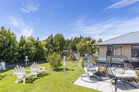 Photo of property in 18 Parkinson Place, Woodend, 7610