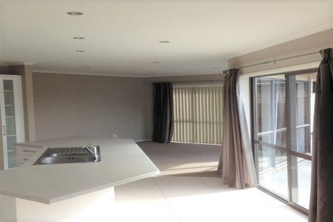 Photo of property in 112 Rowesdale Drive, Ohauiti, Tauranga, 3112