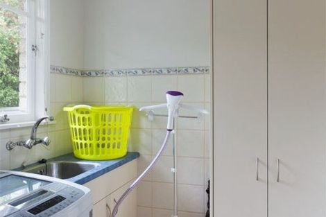 Photo of property in 22 Compton Street, Fenton Park, Rotorua, 3010