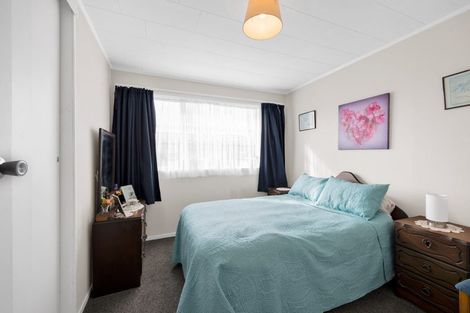 Photo of property in 5 Iredale Road, Hawera, 4610