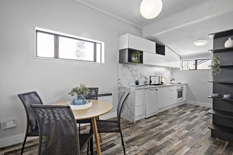 Photo of property in 358 Adelaide Road, Newtown, Wellington, 6021