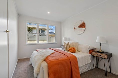 Photo of property in 31 Tiraumea Drive, Pakuranga, Auckland, 2010