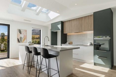 Photo of property in 39 Jack Hanley Drive, Jacks Point, Queenstown, 9371