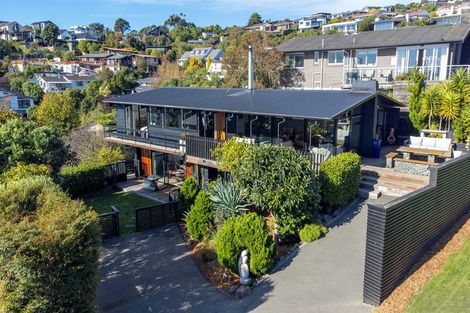 Photo of property in 65 Cannon Hill Crescent, Mount Pleasant, Christchurch, 8081