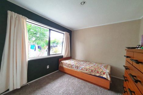 Photo of property in 13 Gilmour Place, Taradale, Napier, 4112