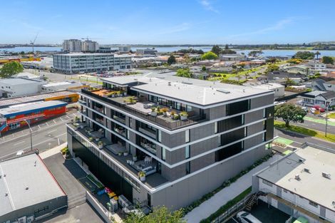 Photo of property in 302/359 Cameron Road, Tauranga, 3110
