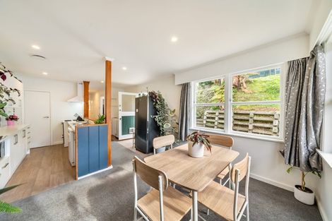 Photo of property in 20 Jocelyn Crescent, Pinehaven, Upper Hutt, 5019