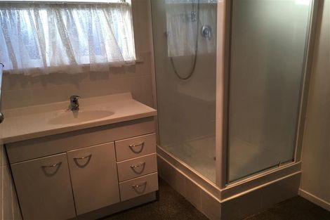 Photo of property in 1/66 Great South Road, Papakura, 2110