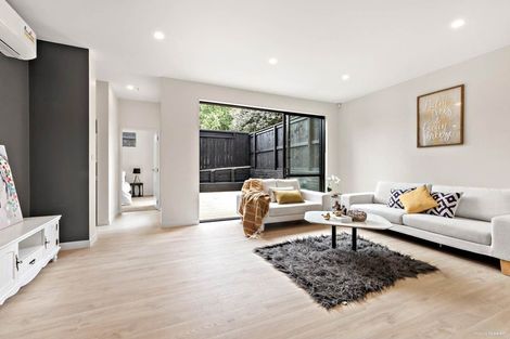 Photo of property in 37b Kingdale Road, Henderson, Auckland, 0610