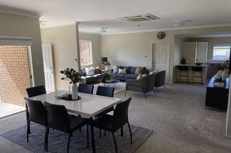 Photo of property in 16 Ryden Place, Glen Eden, Auckland, 0602