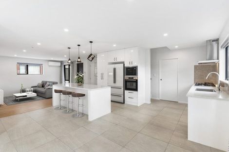 Photo of property in 39a Cutler Street, New Lynn, Auckland, 0600