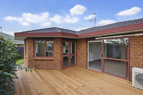 Photo of property in 4 Glen Loch Place, Paraparaumu, 5032