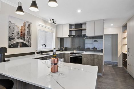 Photo of property in 54a Doralto Road, Frankleigh Park, New Plymouth, 4310