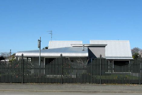 Photo of property in 43 Main Street, Greytown, 5712