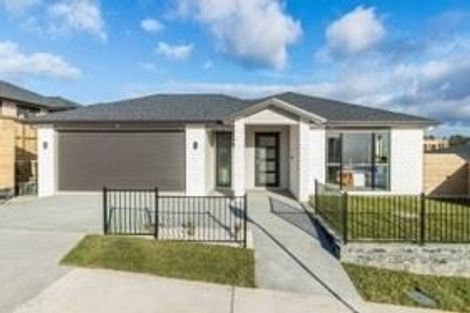 Photo of property in 12 Mamuku Drive, Massey, Auckland, 0614