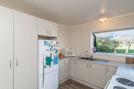 Photo of property in 30a Te Kupe Road, Paraparaumu Beach, Paraparaumu, 5032