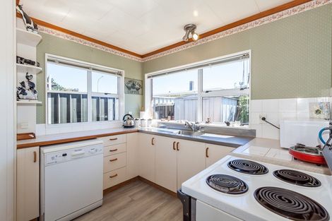 Photo of property in 4 Sheffield Street, Awapuni, Palmerston North, 4412