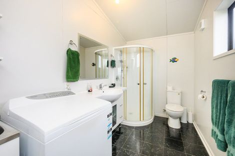 Photo of property in 21 Sutherland Road, Sanson, Palmerston North, 4479