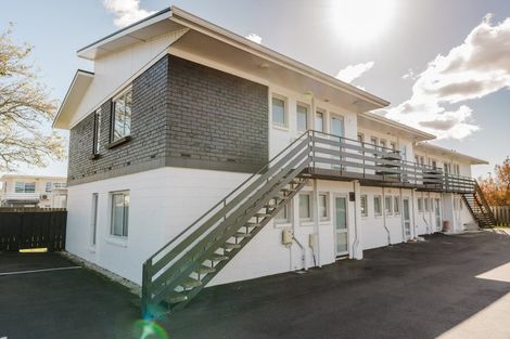 Photo of property in 2/10 Avon Street, Frankton, Hamilton, 3204