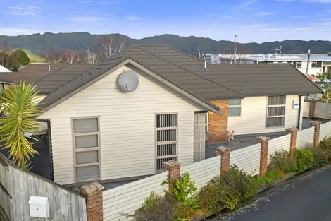 Photo of property in 2 Cataldo Mews, Avalon, Lower Hutt, 5011