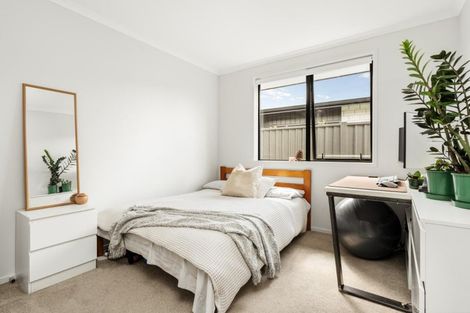 Photo of property in 24 Raynor Crescent, Pyes Pa, Tauranga, 3112