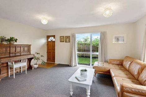 Photo of property in 2/24a Croziers Road, St Albans, Christchurch, 8052
