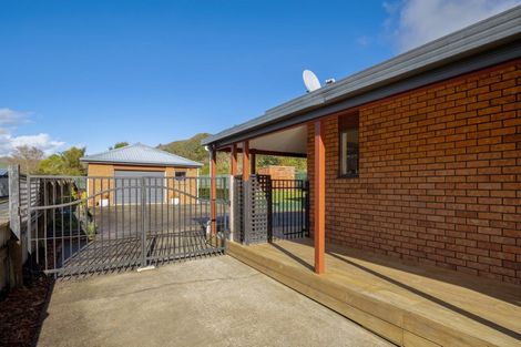 Photo of property in 17 Lawrence Street, Havelock, 7100
