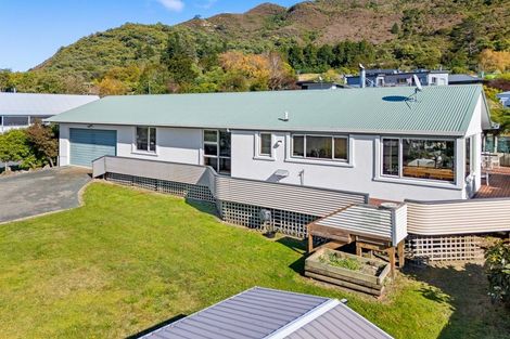 Photo of property in 1 Kaituna Place, Havelock, 7100