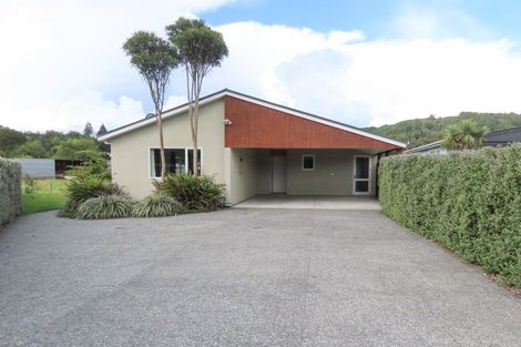 Photo of property in 73 Buller Road, Reefton, 7830