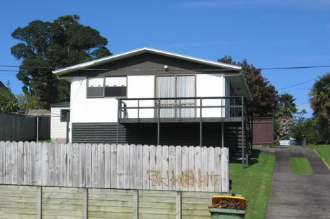 Photo of property in 2/15 Evans Road, Glen Eden, Auckland, 0602
