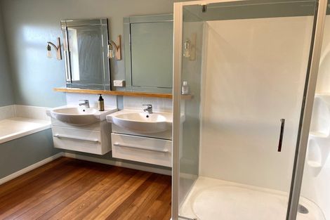 Photo of property in 9 Gloucester Street, Wilton, Wellington, 6012