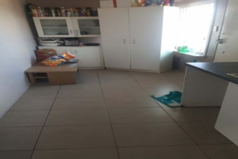 Photo of property in 7 Donovan Avenue, Massey, Auckland, 0614