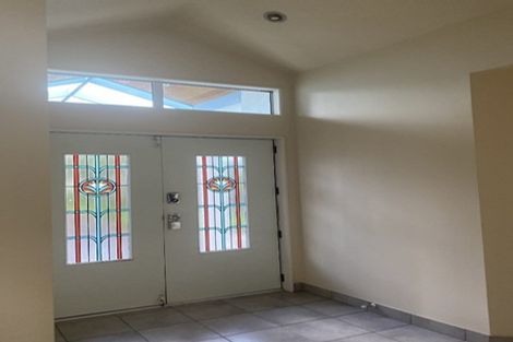 Photo of property in 39 Lanyon Place, Whitby, Porirua, 5024