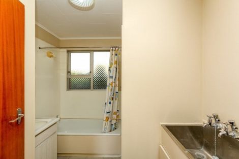Photo of property in 1/1 Findlay Street, Moturoa, New Plymouth, 4310