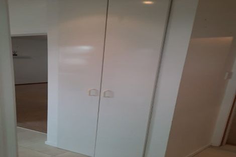 Photo of property in 3/1 Sturges Road, Henderson, Auckland, 0610