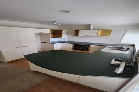 Photo of property in 2/12 Nakhle Place, Manurewa, Auckland, 2105