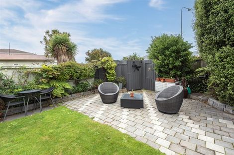 Photo of property in 25 Celia Street, Redcliffs, Christchurch, 8081