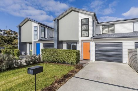 Photo of property in 1b Breakwater Way, Whitby, Porirua, 5024