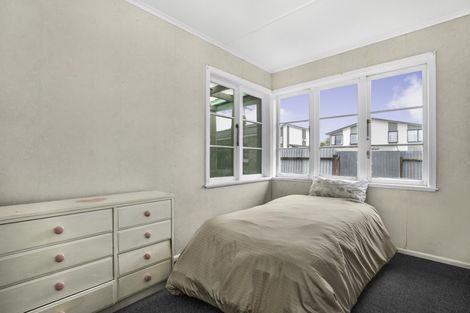 Photo of property in 32 Montgomery Avenue, Pukekohe, 2120