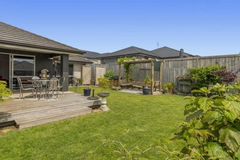 Photo of property in 4 Madeleine Place, Omokoroa, 3114