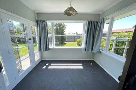 Photo of property in 42 Greendale Avenue, Avonhead, Christchurch, 8042