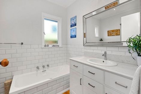 Photo of property in 49 Princes Street, Cambridge, 3434