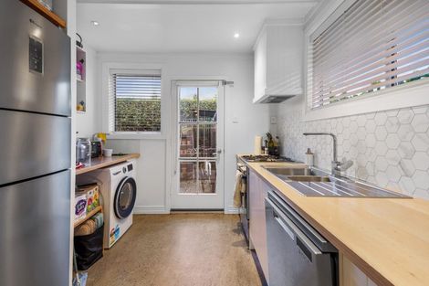 Photo of property in 3/5 Coles Place, St Albans, Christchurch, 8014