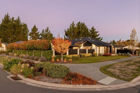 Photo of property in 53 Dunlops Crescent, Bottle Lake, Christchurch, 8083