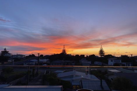 Photo of property in 44a Moana Street, Otaki Beach, Otaki, 5512