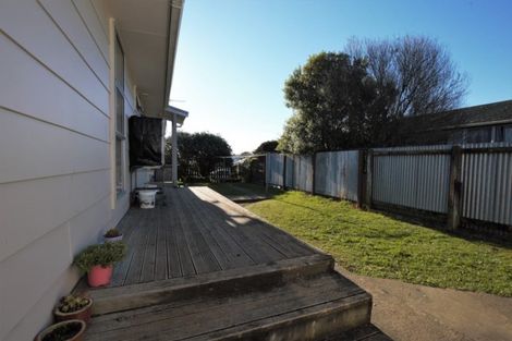 Photo of property in 53 Morgan Crescent, Levin, 5510