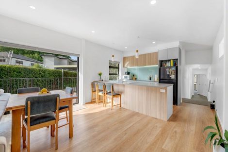 Photo of property in 16 Grove Lane, Pakuranga, Auckland, 2010