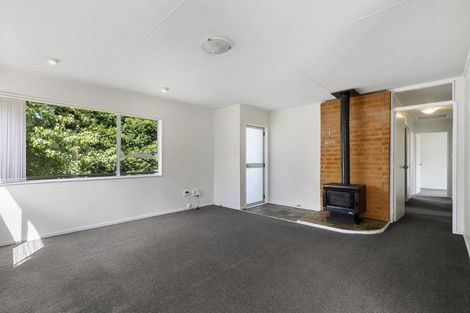 Photo of property in 4 Buisson Glade, West Harbour, Auckland, 0618