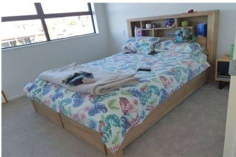 Photo of property in 49 Periko Way, Takanini, 2112