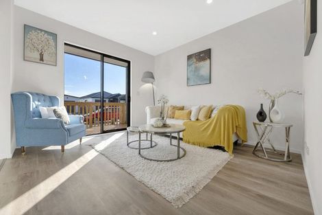 Photo of property in 7 Woven Place, Karaka, 2113